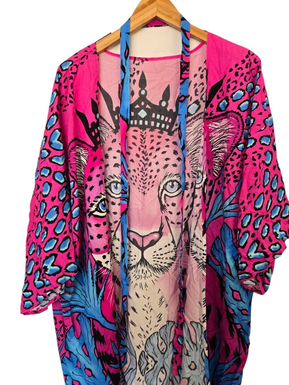 🌴🐆 Vibrant Pink Leopard Queen Tropical Kimono Cover Up | One Size - Picture 4 of 5